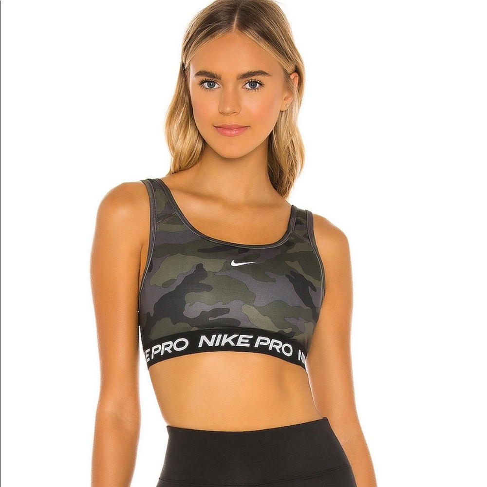 Nike Camo Sportsbra